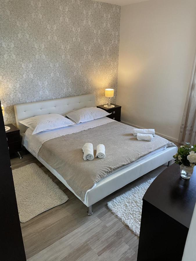 Danijel Apartmans Bibinje Exterior foto